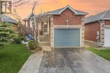 185 Hanmer Street, Barrie (East Bayfield), Ontario L4M6W6, 3 Bedrooms Bedrooms, ,2 BathroomsBathrooms,All Houses,For Sale,Hanmer,S12058493