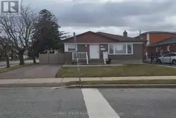 133 Katherine Road, Toronto (Downsview-Roding-CFB), Ontario M3K1J6, 4 Bedrooms Bedrooms, ,3 BathroomsBathrooms,All Houses,For Rent,Katherine,W12058579