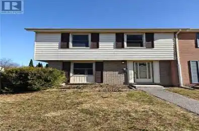33 QUEENSTON Drive Unit# A Kitchener Ontario N2B2T8