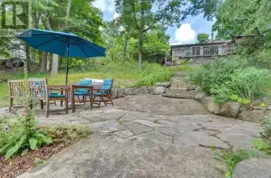 18 Hickory Lane Frontenac (47 - Frontenac South) Ontario K0H2L0