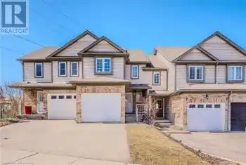 203 SNOWDROP Crescent, Kitchener, Ontario N2E4G9, 3 Bedrooms Bedrooms, ,2 BathroomsBathrooms,All Houses,For Sale,SNOWDROP,40695989