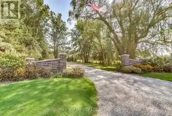 685856 HIGHWAY 2, Norwich (Eastwood), Ontario N4S7V9, 4 Bedrooms Bedrooms, ,3 BathroomsBathrooms,All Houses,For Sale,HIGHWAY 2,X12058703