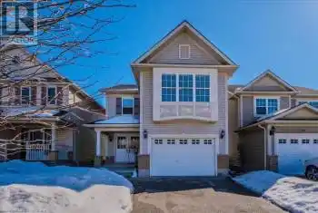 701 KEATS Way, Waterloo, Ontario N2T2X1, 3 Bedrooms Bedrooms, ,3 BathroomsBathrooms,All Houses,For Sale,KEATS,40708519