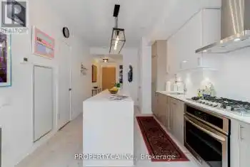 38 Howard Park Avenue Unit# 212, Toronto (Roncesvalles), Ontario M6R0A7, 1 Bedroom Bedrooms, ,1 BathroomBathrooms,Condo,For Sale,Howard Park,W12058863
