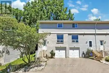 648 Doon Village Road Unit# 10, Kitchener, Ontario N2P1A2, 3 Bedrooms Bedrooms, ,2 BathroomsBathrooms,All Houses,For Sale,Doon Village,X12056731