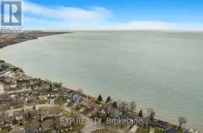 138 Lakeside Drive Grimsby (540 - Grimsby Beach) Ontario L3M2L5