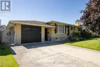 104 William Street, West Elgin (West Lorne), Ontario N0L2P0, 4 Bedrooms Bedrooms, ,2 BathroomsBathrooms,All Houses,For Sale,William,X12056606