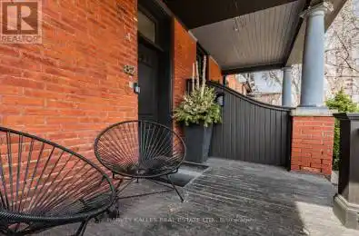 82 Robert Street Toronto (University) Ontario M5S2K3