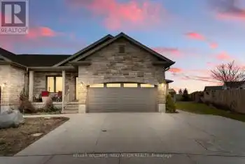 825 Reserve Avenue, North Perth (Listowel), Ontario N4W0B8, 3 Bedrooms Bedrooms, ,4 BathroomsBathrooms,All Houses,For Sale,Reserve,X12059521