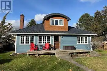13 KIWANIS Avenue, Port Dover, Ontario N0A1N0, 2 Bedrooms Bedrooms, ,2 BathroomsBathrooms,All Houses,For Sale,KIWANIS,40688995