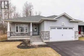 51 Sabrina Avenue, Quinte West (Murray Ward), Ontario K8V0J9, 4 Bedrooms Bedrooms, ,3 BathroomsBathrooms,All Houses,For Sale,Sabrina,X12059884