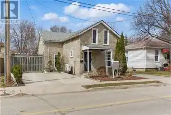 116 WELLINGTON Street, Cambridge, Ontario N1R3Y9, 3 Bedrooms Bedrooms, ,2 BathroomsBathrooms,All Houses,For Sale,WELLINGTON,40713214