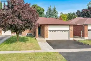 110 Chieftain Crescent, Barrie (Allandale Heights), Ontario L4N6J3, 4 Bedrooms Bedrooms, ,3 BathroomsBathrooms,All Houses,For Sale,Chieftain,S12059866