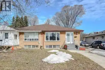 9 Aloma Crescent, Brampton (Avondale), Ontario L6T2N8, 5 Bedrooms Bedrooms, ,3 BathroomsBathrooms,All Houses,For Sale,Aloma,W12059830
