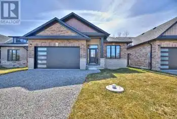 4120 Fly Road, Lincoln (983 - Escarpment), Ontario L0R2C0, 3 Bedrooms Bedrooms, ,3 BathroomsBathrooms,All Houses,For Sale,Fly,X12058570