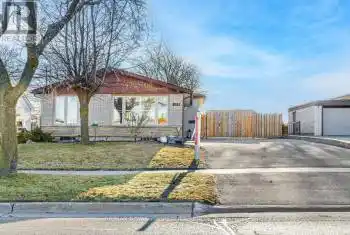 1322 Cedar Street, Oshawa (Lakeview), Ontario L1J3S5, 5 Bedrooms Bedrooms, ,2 BathroomsBathrooms,All Houses,For Sale,Cedar,E12057446