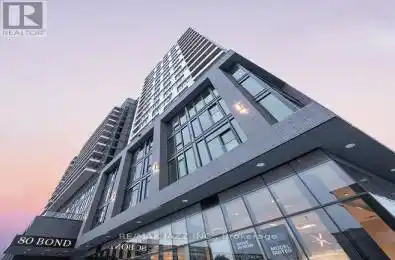 80 Bond Street Unit# 1611 Oshawa (O'Neill) Ontario L1G0E6