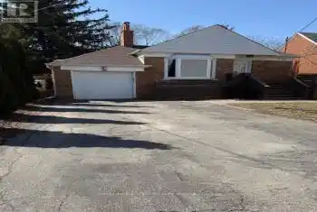 14 Easton Road, Toronto (Lansing-Westgate), Ontario M2N2L3, 3 Bedrooms Bedrooms, ,2 BathroomsBathrooms,All Houses,For Rent,Easton,C12053693