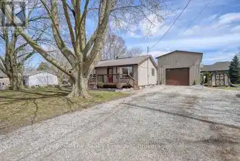 22 Centre Street, Norwich (Norwich Town), Ontario N0J1P0, 3 Bedrooms Bedrooms, ,1 BathroomBathrooms,All Houses,For Sale,Centre,X12059602