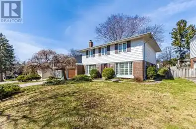 14 Parfield Drive Toronto (Henry Farm) Ontario M2J1B9