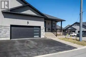 39 Downes Avenue Unit# #10, Prince Edward County (Picton), Ontario K0K2T0, 2 Bedrooms Bedrooms, ,2 BathroomsBathrooms,All Houses,For Sale,Downes,X12060588