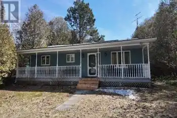 304 Maple Street, Huron-Kinloss, Ontario N2Z2X3, 3 Bedrooms Bedrooms, ,2 BathroomsBathrooms,All Houses,For Sale,Maple,X12053365