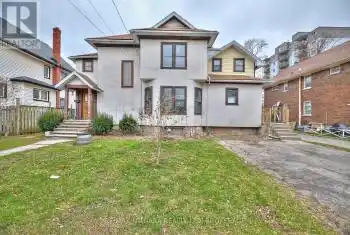 4779 St Clair Avenue, Niagara Falls (210 - Downtown), Ontario L2E3T2, 6 Bedrooms Bedrooms, ,3 BathroomsBathrooms,All Houses,For Sale,St Clair,X12060499