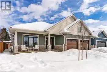 68 CEDAR STREET Unit# 7, Paris, Ontario N3L0L4, 3 Bedrooms Bedrooms, ,3 BathroomsBathrooms,All Houses,For Sale,CEDAR STREET,40712522