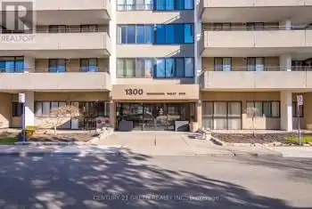 1300 Missississauga Valley Boulevard Unit# 1011, Mississauga (Mississauga Valleys), Ontario L5A3S8, 4 Bedrooms Bedrooms, ,2 BathroomsBathrooms,Condo,For Sale,Missississauga Valley,W12060622