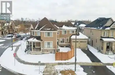 2576 Bandsman Crescent Oshawa (Windfields) Ontario L1L0M1