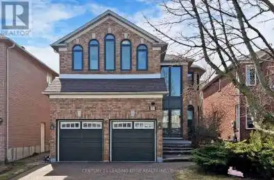 35 Fortune Crescent Richmond Hill (Rouge Woods) Ontario L4S1S5