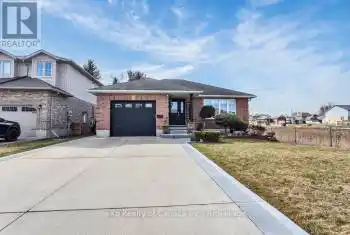 439 Poldon Drive, Norwich (Norwich Town), Ontario N0J1P0, 4 Bedrooms Bedrooms, ,3 BathroomsBathrooms,All Houses,For Sale,Poldon,X12058831