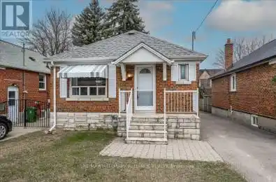 49 Parker Avenue Toronto (Stonegate-Queensway) Ontario M8Z4L7