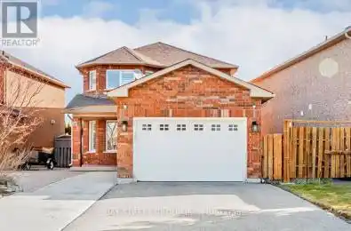 98 Royalpark Way Vaughan (Elder Mills) Ontario L4H1J5