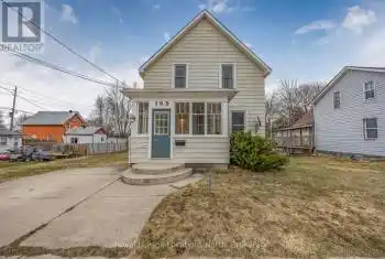 163 Henry Street, Meaford, Ontario N4L1E1, 3 Bedrooms Bedrooms, ,2 BathroomsBathrooms,All Houses,For Sale,Henry,X12061389