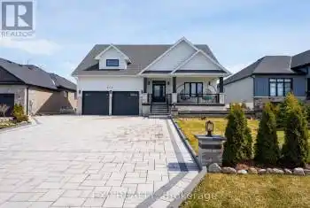 847 Trivetts Road, Georgina (Historic Lakeshore Communities), Ontario L4P3E9, 4 Bedrooms Bedrooms, ,3 BathroomsBathrooms,All Houses,For Sale,Trivetts,N12061458