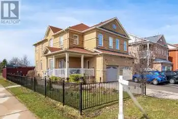 4302 Trail Blazer Way, Mississauga (Hurontario), Ontario L5R0A9, 3 Bedrooms Bedrooms, ,4 BathroomsBathrooms,All Houses,For Sale,Trail Blazer,W12061491