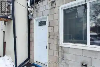 586 Parliament Street Unit# C, Toronto (Cabbagetown-South St. James Town), Ontario M4X1P8, 2 Bedrooms Bedrooms, ,1 BathroomBathrooms,All Houses,For Rent,Parliament,C12061817