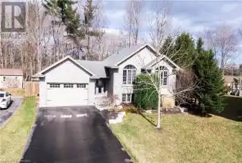65 WINTERGREEN CRES, Delhi, Ontario N4B2W5, 4 Bedrooms Bedrooms, ,2 BathroomsBathrooms,All Houses,For Sale,WINTERGREEN CRES,40710507