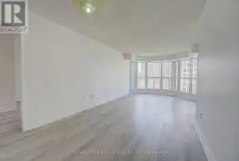 325 Webb Drive Unit# 1405, Mississauga (City Centre), Ontario L5B3Z9, 3 Bedrooms Bedrooms, ,2 BathroomsBathrooms,Condo,For Sale,Webb,W12062143