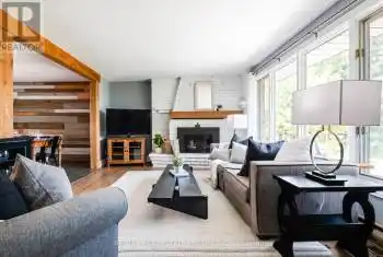 188 Lakeshore Road, Blue Mountains, Ontario L9Y0M9, 6 Bedrooms Bedrooms, ,3 BathroomsBathrooms,All Houses,For Sale,Lakeshore,X12062248