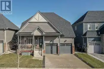 23 Cooper Street, Collingwood, Ontario L9Y0W8, 4 Bedrooms Bedrooms, ,3 BathroomsBathrooms,All Houses,For Sale,Cooper,S12062425