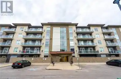 16 MARKLE Crescent Unit# 403 Ancaster Ontario L9G0H4