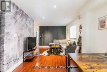 903.5 Bathurst Street Unit# Main, Toronto (Annex), Ontario M5R3G4, 2 Bedrooms Bedrooms, ,1 BathroomBathrooms,All Houses,For Rent,Bathurst,C12062632