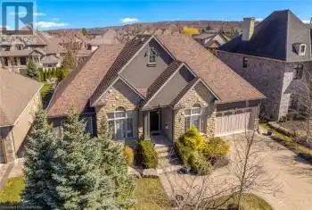 7 SANDALWOOD Crescent, Niagara-on-the-Lake, Ontario L0S1P0, 5 Bedrooms Bedrooms, ,4 BathroomsBathrooms,All Houses,For Sale,SANDALWOOD,40712942