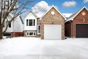 11 Fenwick Avenue, Clarington (Bowmanville), Ontario L1C4R6, 3 Bedrooms Bedrooms, ,2 BathroomsBathrooms,All Houses,For Sale,Fenwick,E12062928