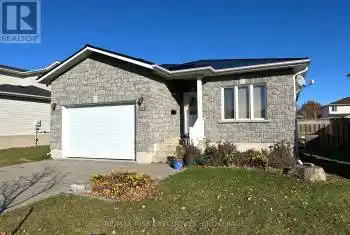 123 MACDOUGALL Drive, Loyalist (54 - Amherstview), Ontario K7N0A2, 3 Bedrooms Bedrooms, ,3 BathroomsBathrooms,All Houses,For Sale,MACDOUGALL,X12063054