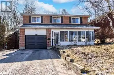25 MARSHALL Street Barrie Ontario L4N3S4