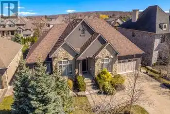 7 Sandalwood Crescent, Niagara-on-the-Lake (105 - St. Davids), Ontario L0S1P0, 6 Bedrooms Bedrooms, ,3 BathroomsBathrooms,All Houses,For Sale,Sandalwood,X12062901