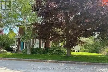 3 Mill Street, Prince Edward County (Bloomfield), Ontario K0K1G0, 4 Bedrooms Bedrooms, ,3 BathroomsBathrooms,All Houses,For Rent,Mill,X12063078